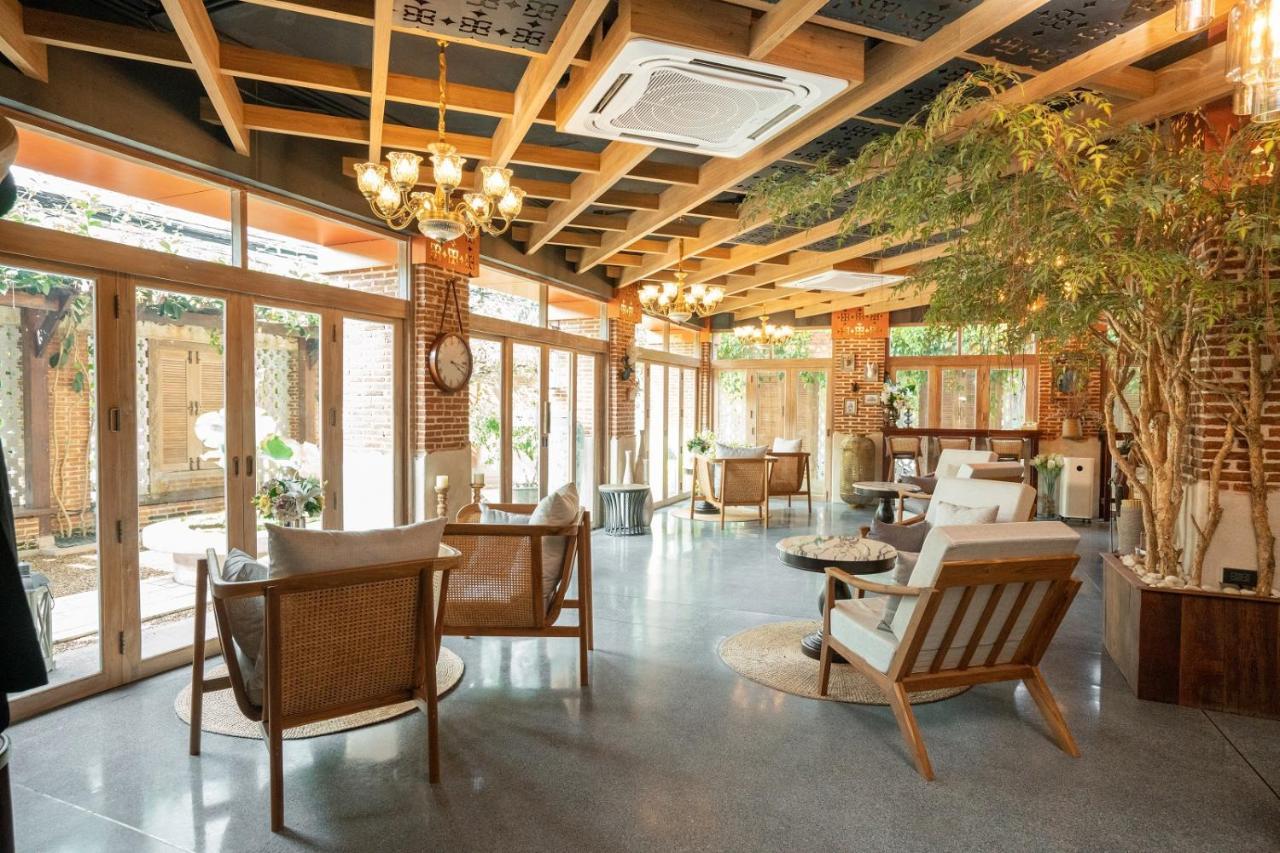 Sanae' Oldtown Hotel شيانغ ماي المظهر الخارجي الصورة